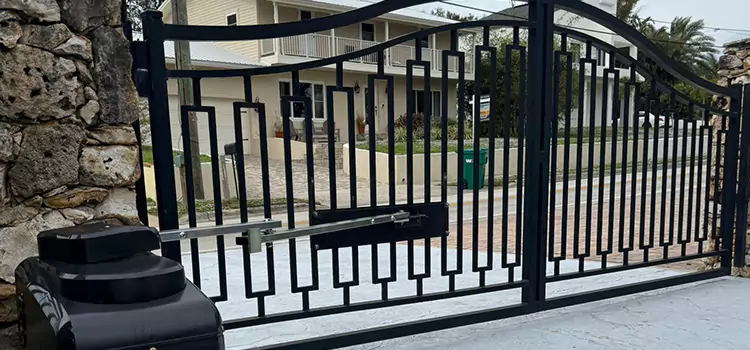 Swing Gate Opener with Keypad Fridley